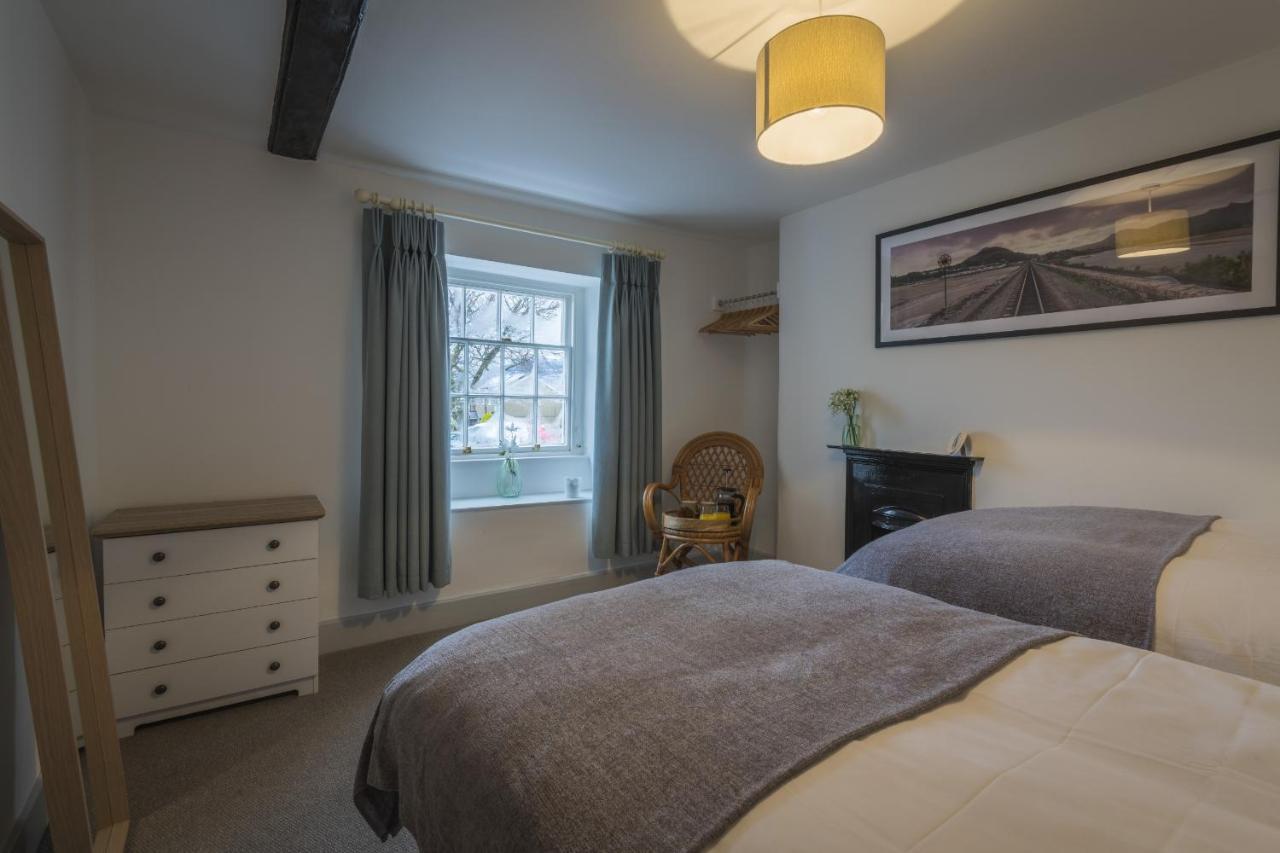 Finest Retreats - Tegannedd - Luxury Grade II Listed Cottage With Hot Tub Ffestiniog 외부 사진